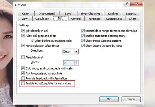 Tích bỏ thuộc tính "Enable AutoComplete for cell values" 